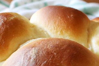 Fluffy Homemade Hawaiian Rolls: Sweet Bread from Scratch