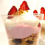 Crafting Creamy Yogurt Parfaits: A Step-by-Step Guide