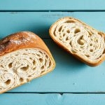 أفكار مبتكرة لتحويل الخبز القديم إلى أطباق شهية ومتنوعة