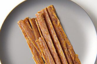 Crafting Apple Cinnamon Fruit Leather: A Step-by-Step Guide